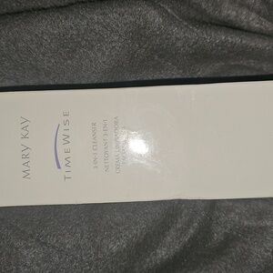 Mary Kay Time Wise. 3n1 Cleanser